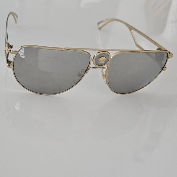 VERSACE Sunglasses - Picture 5 of 10